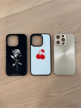 EUC Iphone 14 Pro Triple Phone Case Set